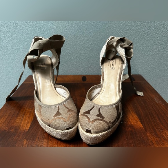 Coach Kellie Logo Ribbon Tie Espadrilles Closed Toe Wedges Sandals Raffia Shoes - Picture 16 of 16